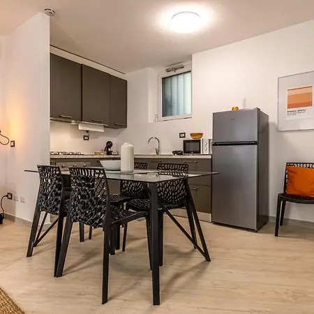 Cà De La Mari - Relax E Privacy Sul Porto Ceresio